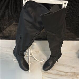 Women's Black Over-the-Knee Boots